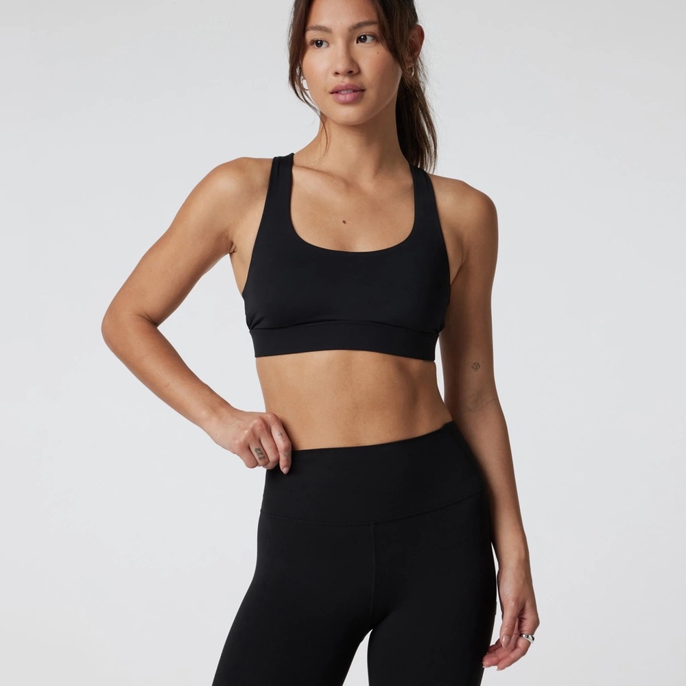 Vuori Midnight Black Sports Bra